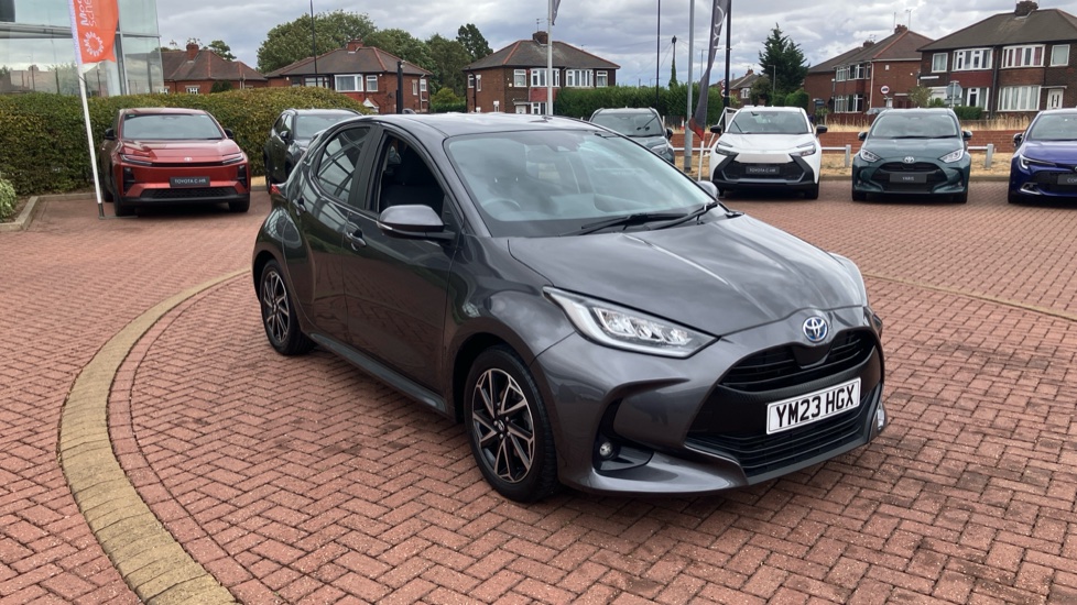 Toyota Yaris 1.5 Hybrid Design 5dr CVT Hybrid Hatchback - Image 50