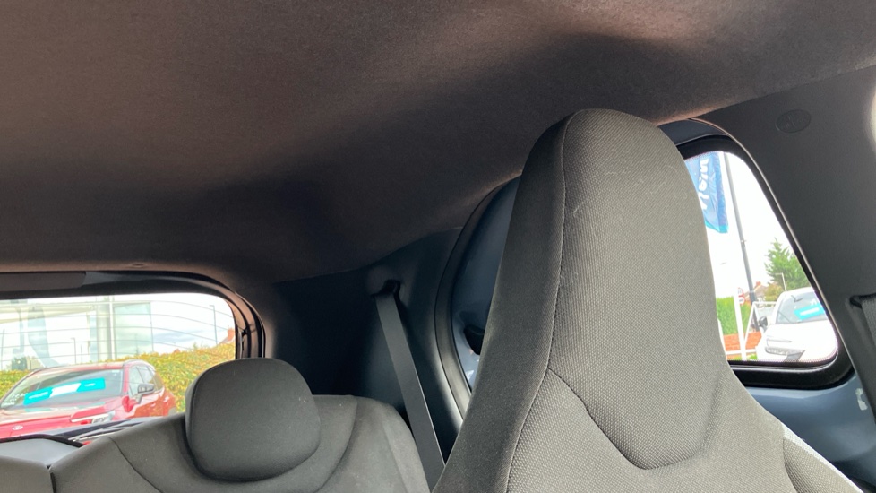 Toyota Aygo X 1.0 VVT-i Edge 5dr Auto Petrol Hatchback - Image 19