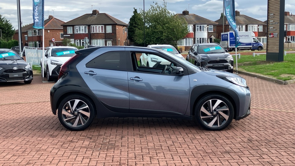 Toyota Aygo X 1.0 VVT-i Edge 5dr Auto Petrol Hatchback - Image 23