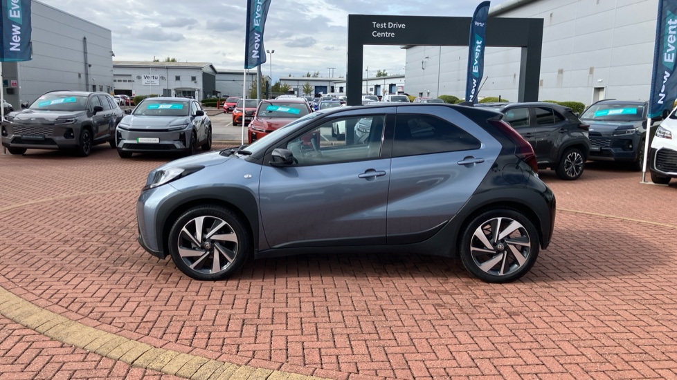 Toyota Aygo X 1.0 VVT-i Edge 5dr Auto Petrol Hatchback - Image 43