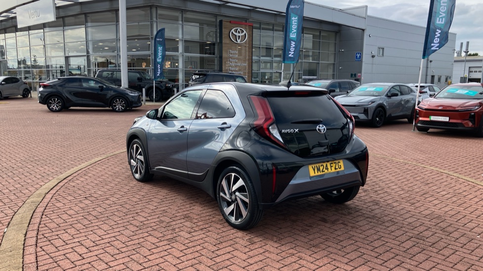 Toyota Aygo X 1.0 VVT-i Edge 5dr Auto Petrol Hatchback - Image 45