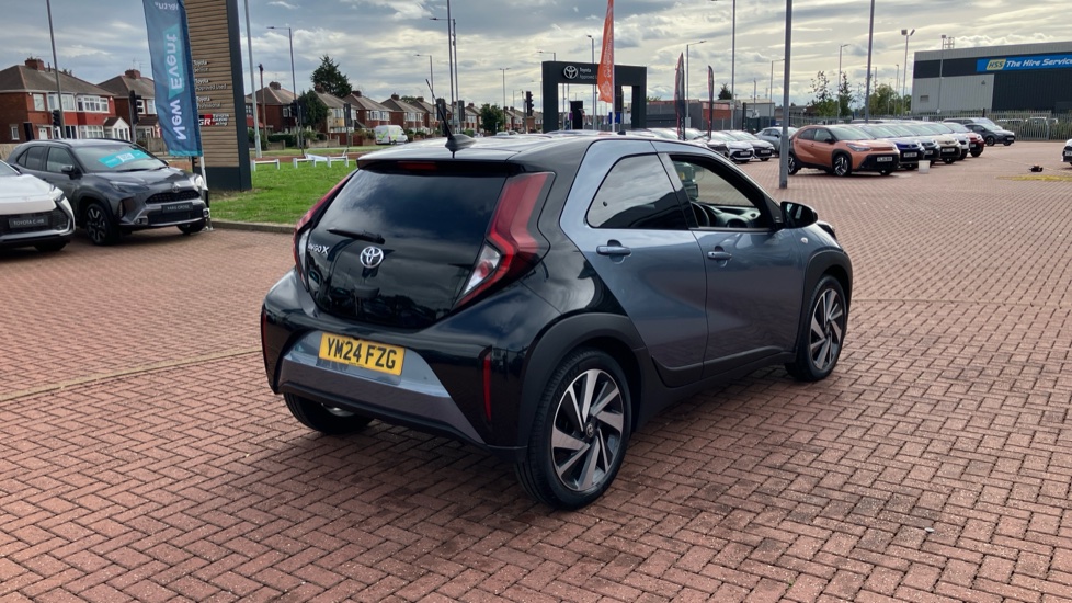 Toyota Aygo X 1.0 VVT-i Edge 5dr Auto Petrol Hatchback - Image 47