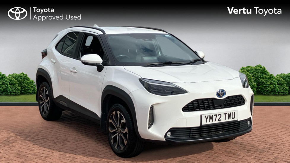 Toyota Yaris Cross 1.5 Hybrid Design 5dr CVT Hybrid Estate - Image 1