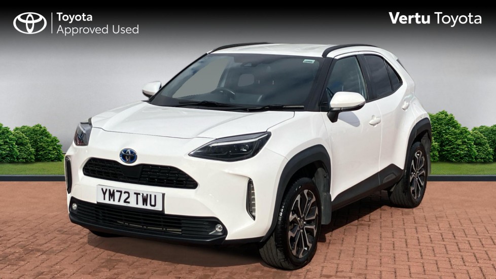 Toyota Yaris Cross 1.5 Hybrid Design 5dr CVT Hybrid Estate - Image 3
