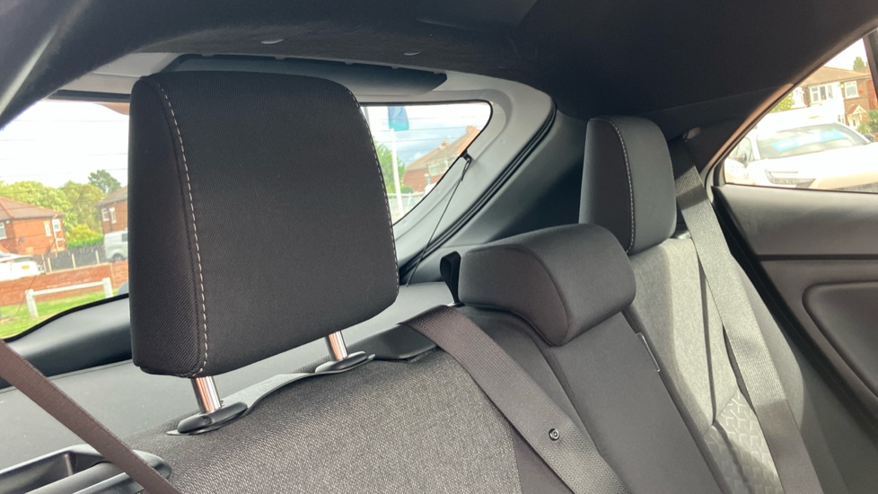 Toyota Yaris Cross 1.5 Hybrid Design 5dr CVT Hybrid Estate - Image 18