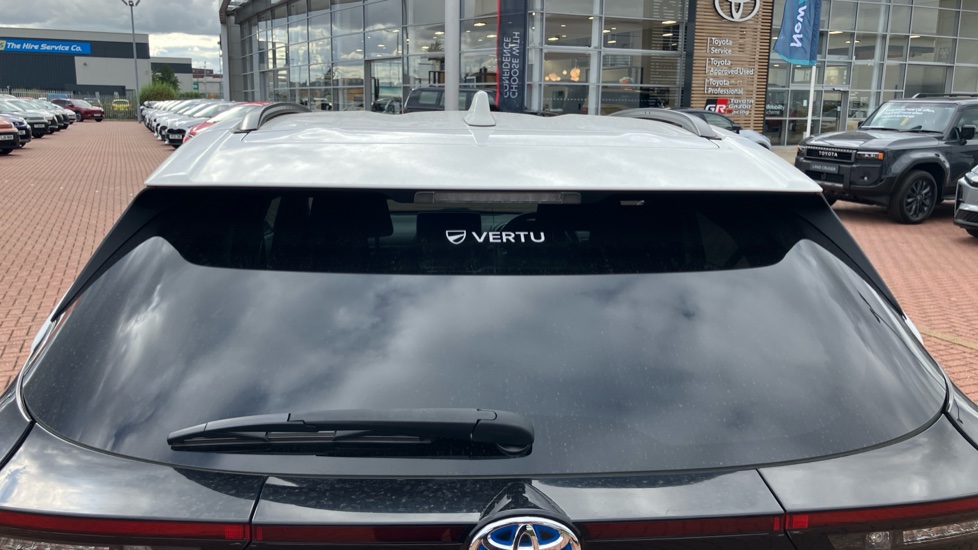 Toyota Yaris Cross 1.5 Hybrid Design 5dr CVT Hybrid Estate - Image 37