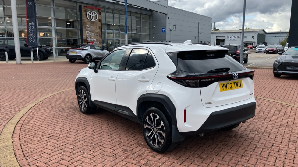 Toyota Yaris Cross 1.5 Hybrid Design 5dr CVT Hybrid Estate - Image 47