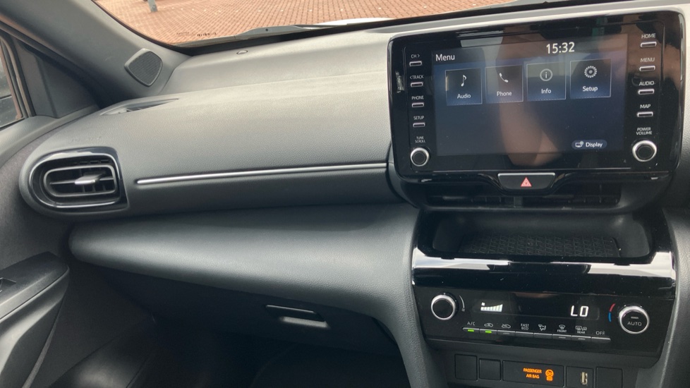Toyota Yaris Cross 1.5 Hybrid Design 5dr CVT Hybrid Estate - Image 56