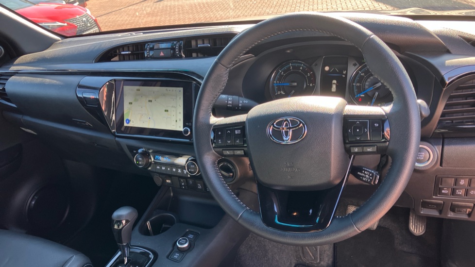 Toyota Hilux Diesel Invincible X D/Cab Pick Up 2.8 D 48V Auto - Image 6