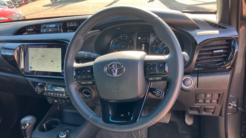 Toyota Hilux Diesel Invincible X D/Cab Pick Up 2.8 D 48V Auto - Image 7