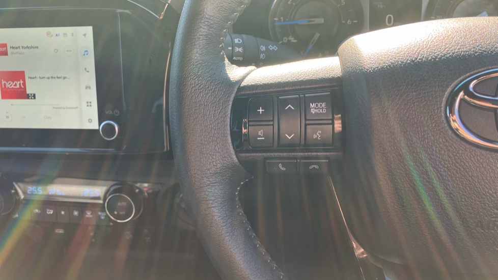 Toyota Hilux Diesel Invincible X D/Cab Pick Up 2.8 D 48V Auto - Image 34