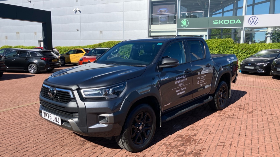Toyota Hilux Diesel Invincible X D/Cab Pick Up 2.8 D 48V Auto - Image 45
