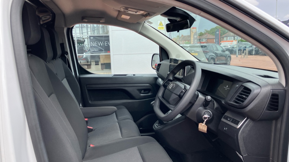 Toyota Proace L1 Diesel 1.5D 120 Icon Van - Image 12