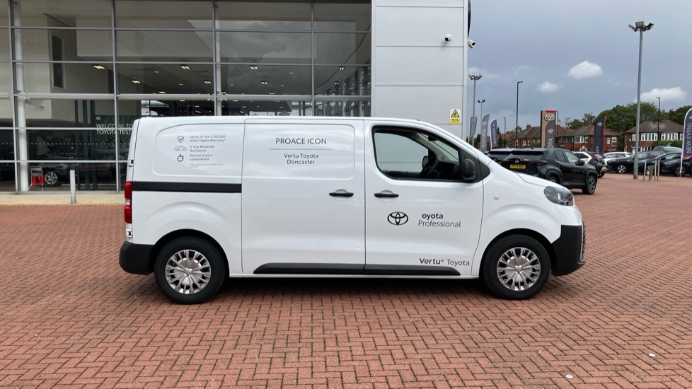 Toyota Proace L1 Diesel 1.5D 120 Icon Van - Image 23