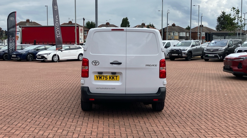 Toyota Proace L1 Diesel 1.5D 120 Icon Van - Image 26