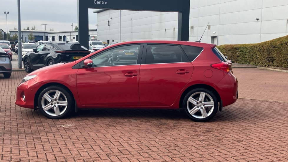 Toyota Auris 1.6 V-Matic Excel 5dr Petrol Hatchback - Image 24