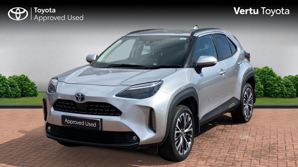 Toyota Yaris Cross 1.5 Hybrid Excel 5dr CVT Hybrid Estate - Image 3