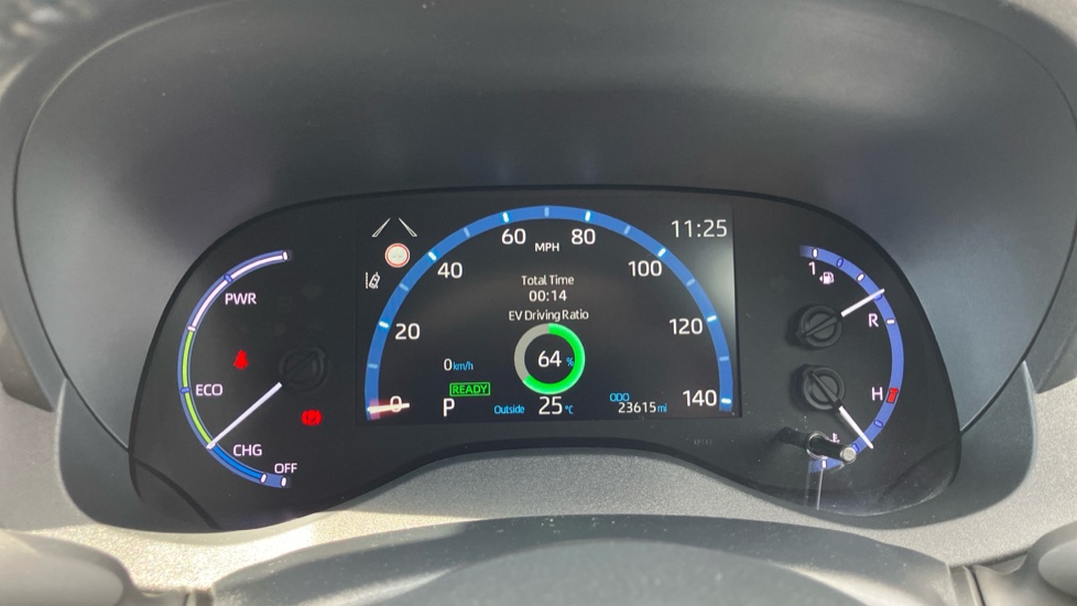 Toyota Yaris Cross 1.5 Hybrid Excel 5dr CVT Hybrid Estate - Image 11