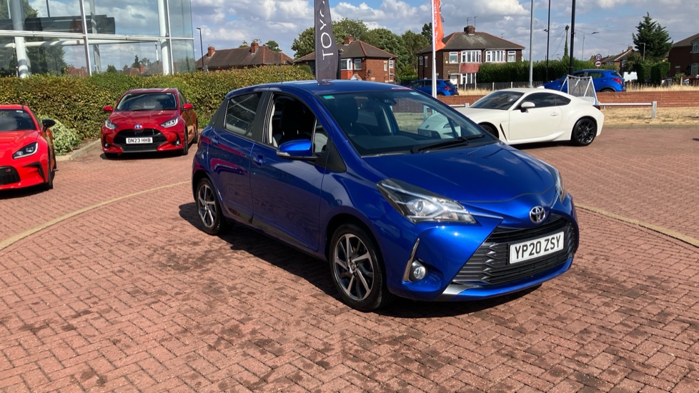 Toyota Yaris 1.5 VVT-i Y20 5dr CVT [Bi-tone] Petrol Hatchback - Image 44