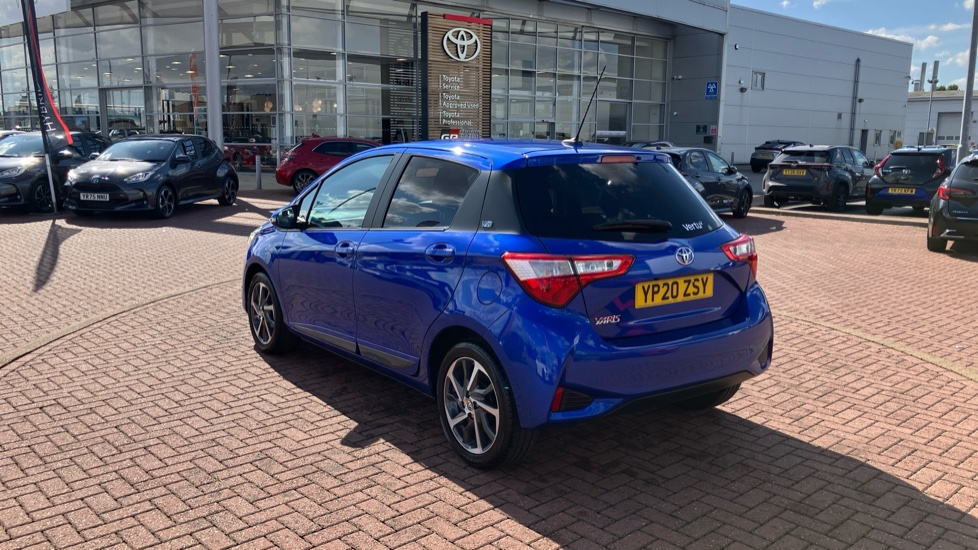Toyota Yaris 1.5 VVT-i Y20 5dr CVT [Bi-tone] Petrol Hatchback - Image 49