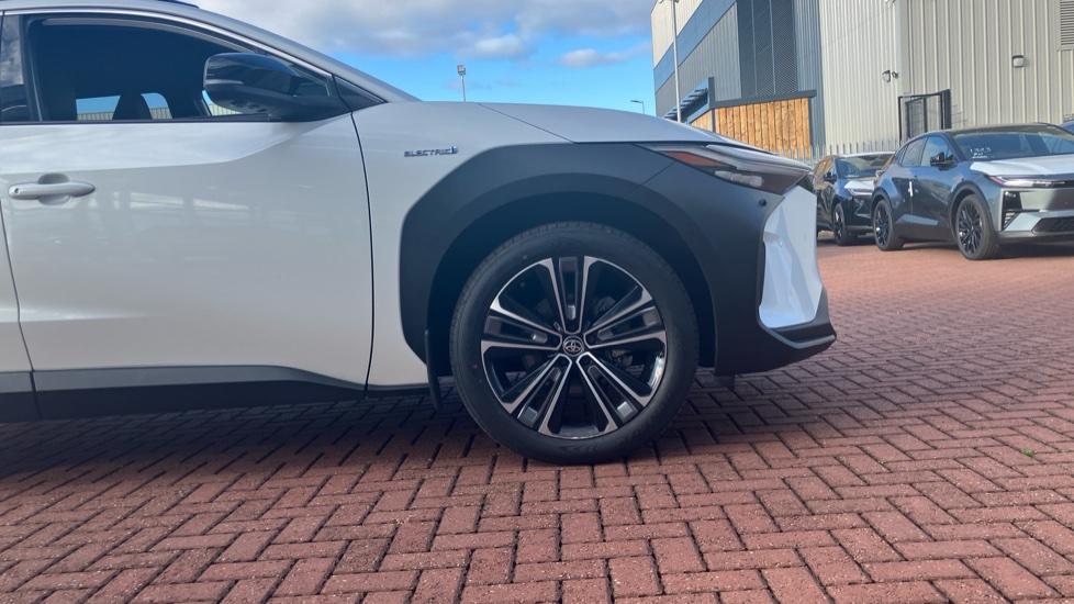 Toyota bZ4X 160kW Premiere Edition 71.4kWh 5dr Auto AWD Electric Hatchback - Image 25