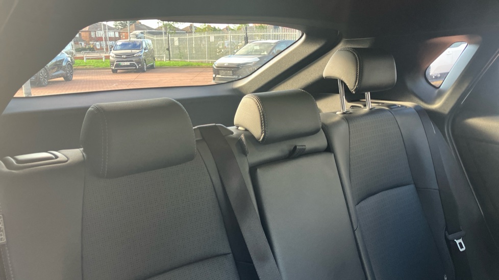 Toyota bZ4X 160kW Premiere Edition 71.4kWh 5dr Auto AWD Electric Hatchback - Image 36