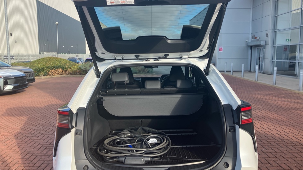 Toyota bZ4X 160kW Premiere Edition 71.4kWh 5dr Auto AWD Electric Hatchback - Image 55