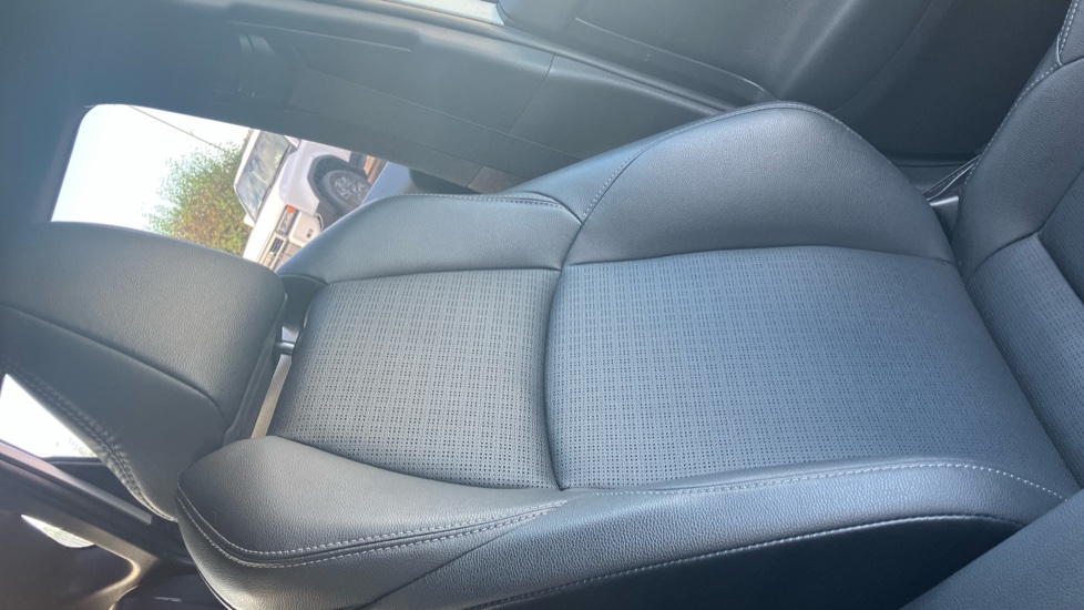 Toyota bZ4X 160kW Premiere Edition 71.4kWh 5dr Auto AWD Electric Hatchback - Image 60