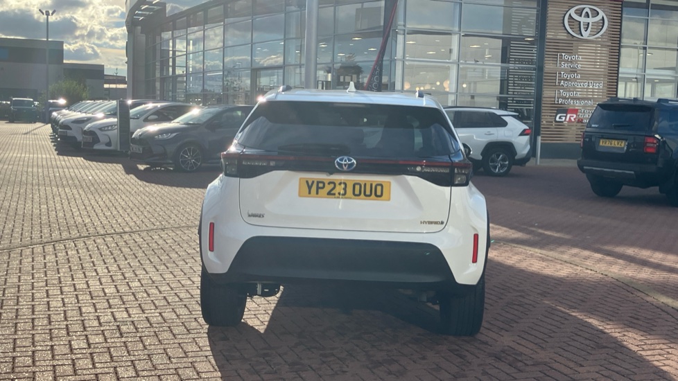 Toyota Yaris Cross 1.5 Hybrid Design 5dr CVT Hybrid Estate - Image 26
