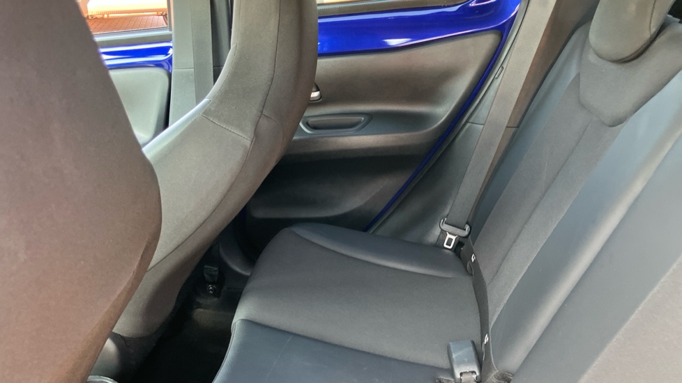 Toyota Aygo X 1.0 VVT-i Exclusive 5dr Petrol Hatchback - Image 15