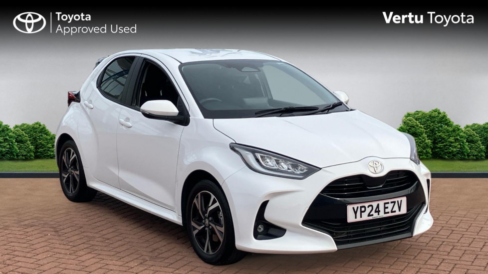 Toyota Yaris 1.5 Hybrid Design 5dr CVT Hybrid Hatchback - Image 1
