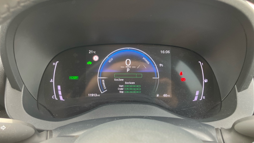 Toyota Yaris 1.5 Hybrid Design 5dr CVT Hybrid Hatchback - Image 11