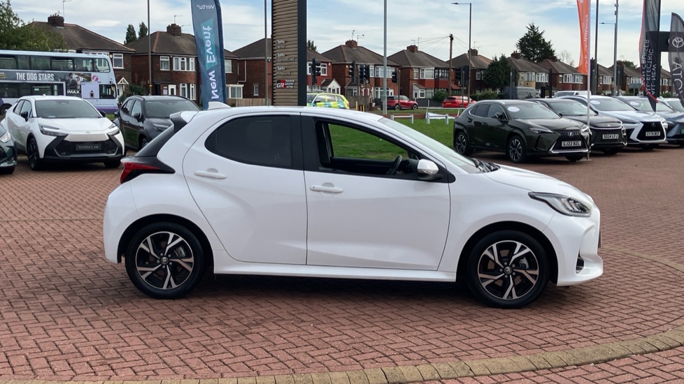 Toyota Yaris 1.5 Hybrid Design 5dr CVT Hybrid Hatchback - Image 23