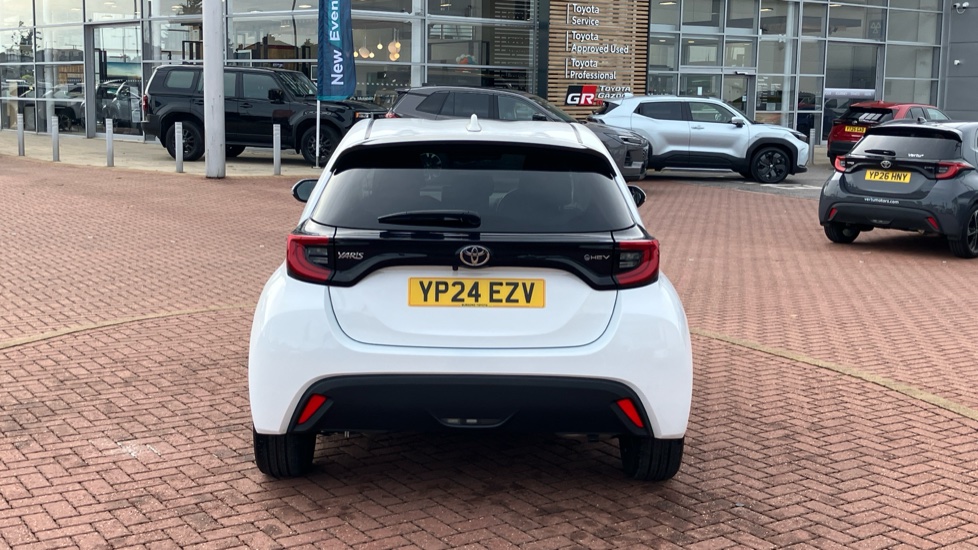 Toyota Yaris 1.5 Hybrid Design 5dr CVT Hybrid Hatchback - Image 26