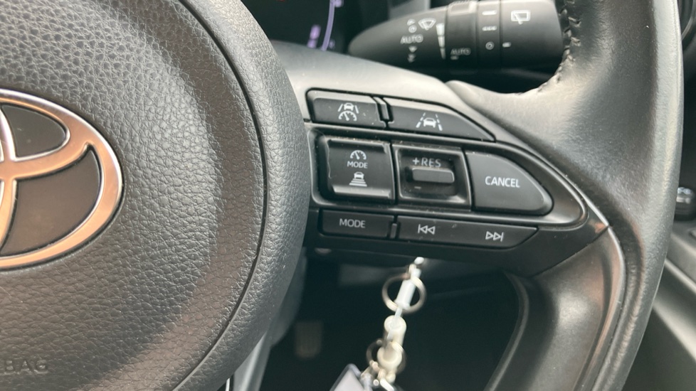 Toyota Yaris 1.5 Hybrid Design 5dr CVT Hybrid Hatchback - Image 29
