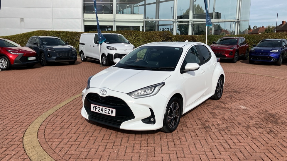 Toyota Yaris 1.5 Hybrid Design 5dr CVT Hybrid Hatchback - Image 43