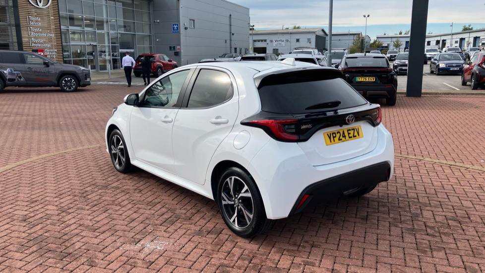 Toyota Yaris 1.5 Hybrid Design 5dr CVT Hybrid Hatchback - Image 45