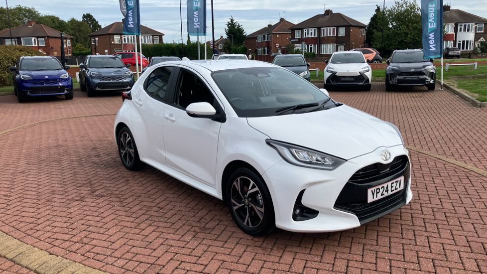 Toyota Yaris 1.5 Hybrid Design 5dr CVT Hybrid Hatchback - Image 48