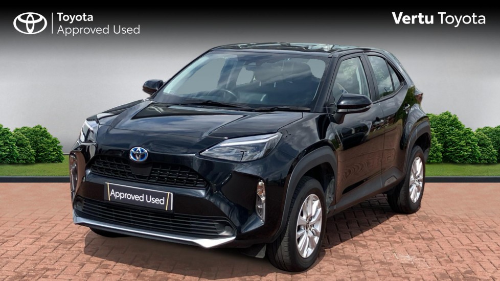 Toyota Yaris Cross 1.5 Hybrid Icon 5dr CVT Hybrid Estate - Image 3