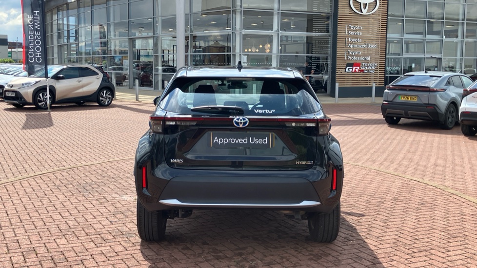 Toyota Yaris Cross 1.5 Hybrid Icon 5dr CVT Hybrid Estate - Image 26