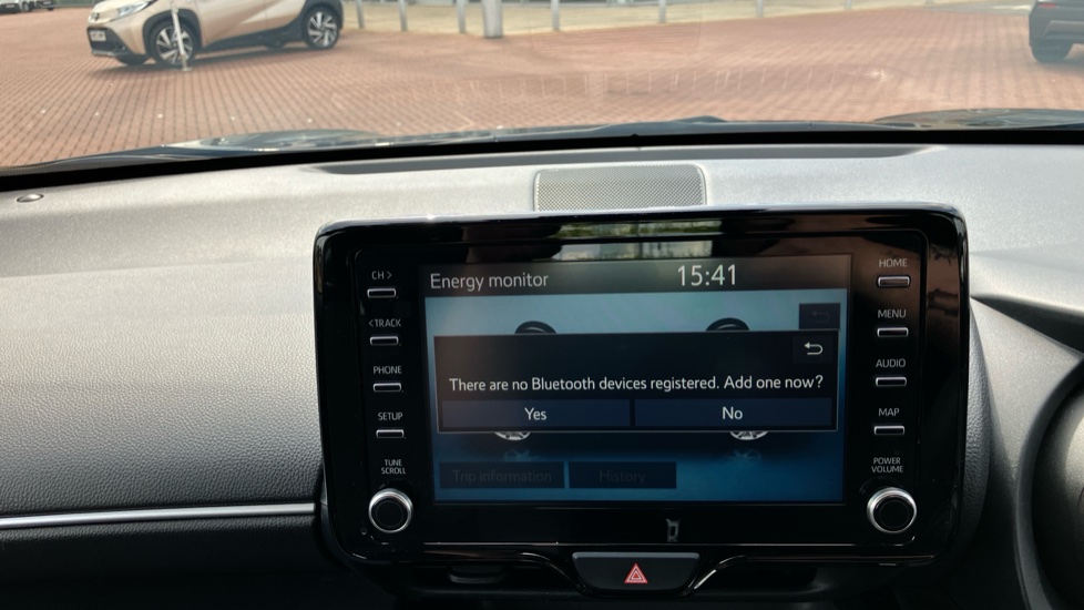Toyota Yaris Cross 1.5 Hybrid Icon 5dr CVT Hybrid Estate - Image 38