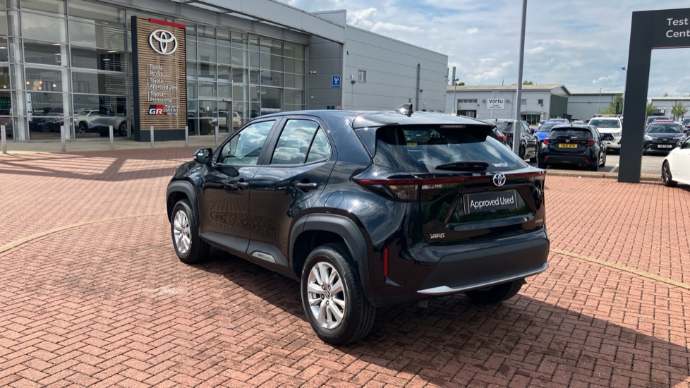 Toyota Yaris Cross 1.5 Hybrid Icon 5dr CVT Hybrid Estate - Image 44