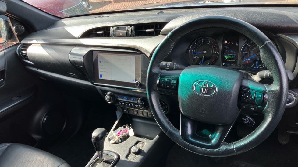 Toyota Hilux Diesel Invincible X D/Cab Pick Up 2.8 D 48V Auto - Image 6
