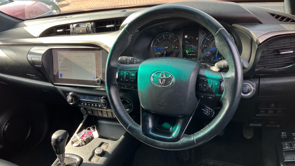 Toyota Hilux Diesel Invincible X D/Cab Pick Up 2.8 D 48V Auto - Image 7