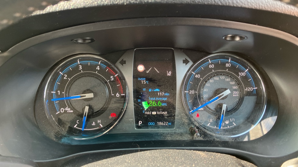 Toyota Hilux Diesel Invincible X D/Cab Pick Up 2.8 D 48V Auto - Image 11