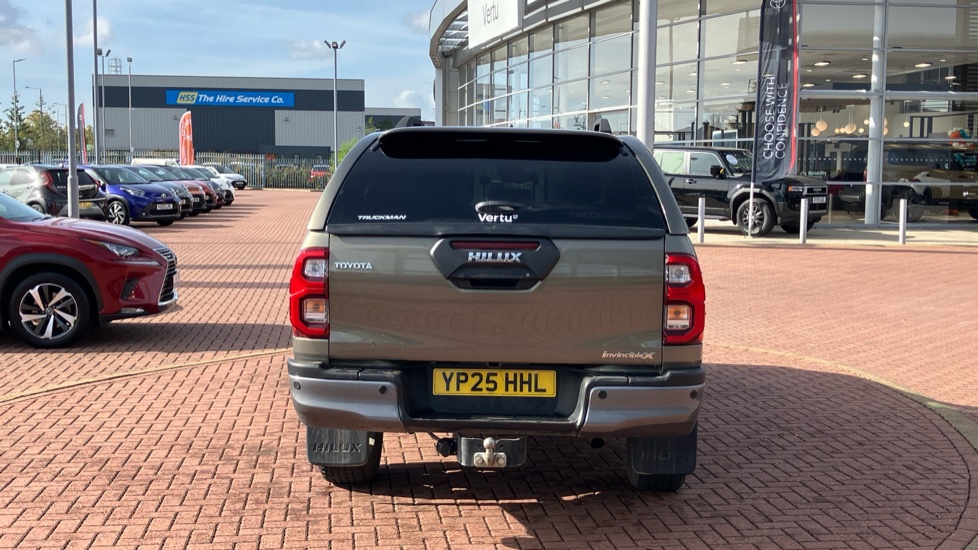 Toyota Hilux Diesel Invincible X D/Cab Pick Up 2.8 D 48V Auto - Image 26
