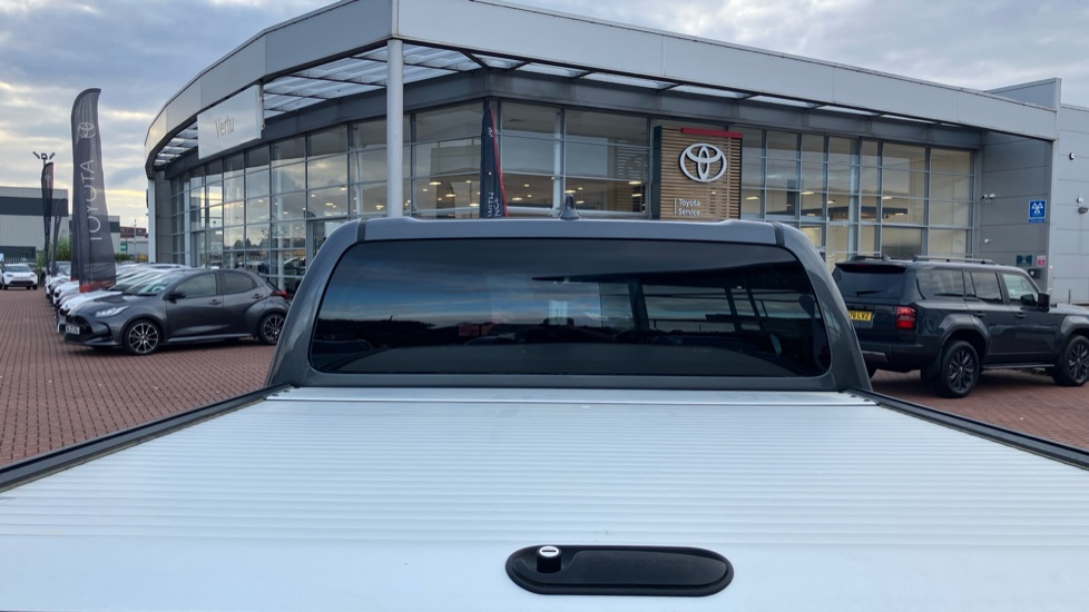 Toyota Hilux Diesel Invincible X D/Cab Pick Up 2.8 D 48V Auto - Image 37