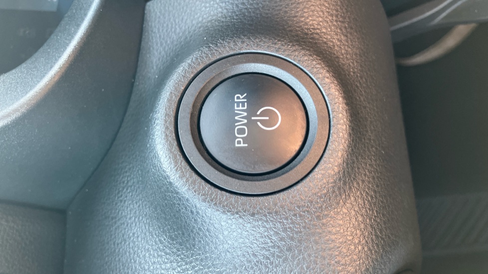 Toyota Yaris 1.5 Hybrid Design 5dr CVT Hybrid Hatchback - Image 16
