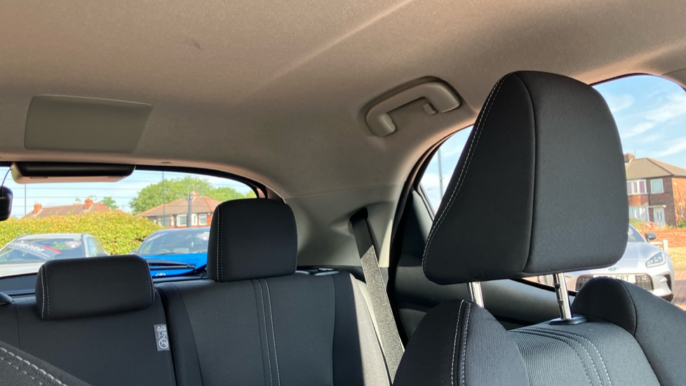 Toyota Yaris 1.5 Hybrid Design 5dr CVT Hybrid Hatchback - Image 19