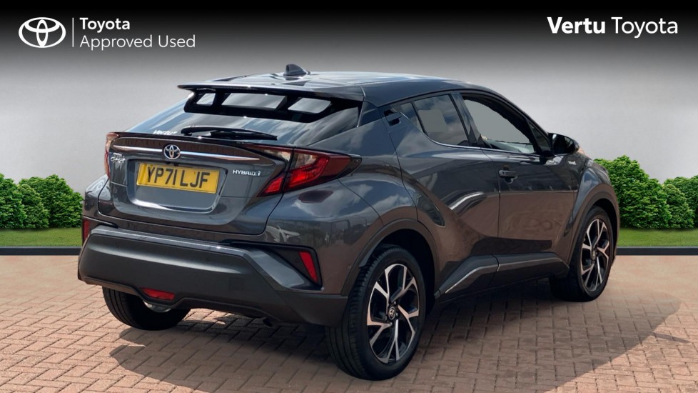 Toyota C-HR 1.8 Hybrid Design 5dr CVT Hybrid Hatchback - Image 2